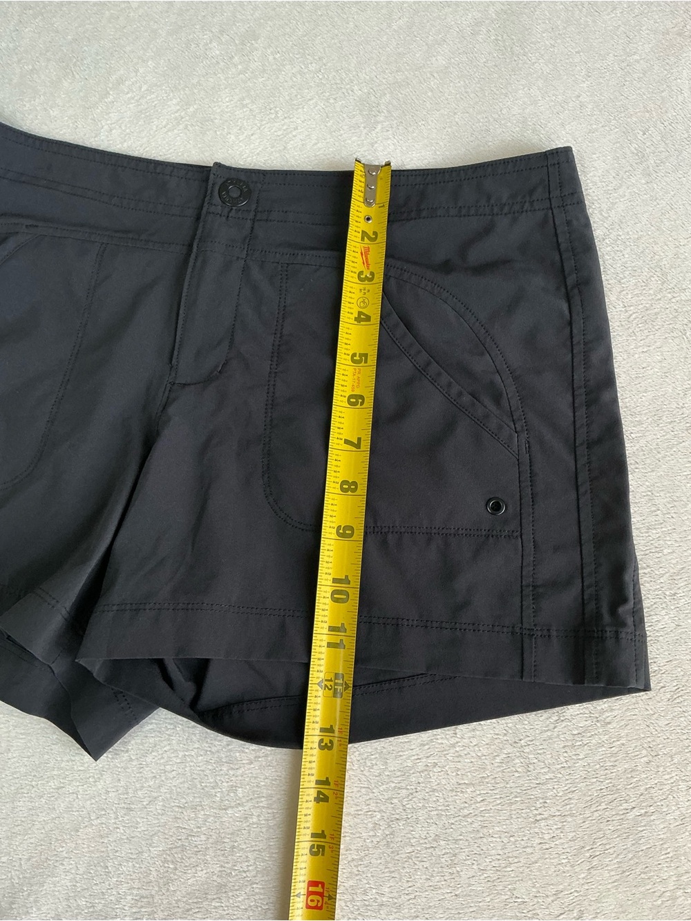 Athleta Black Hiking Board Shorts Size 6 Activewear Pockets - Picture 7 of 13